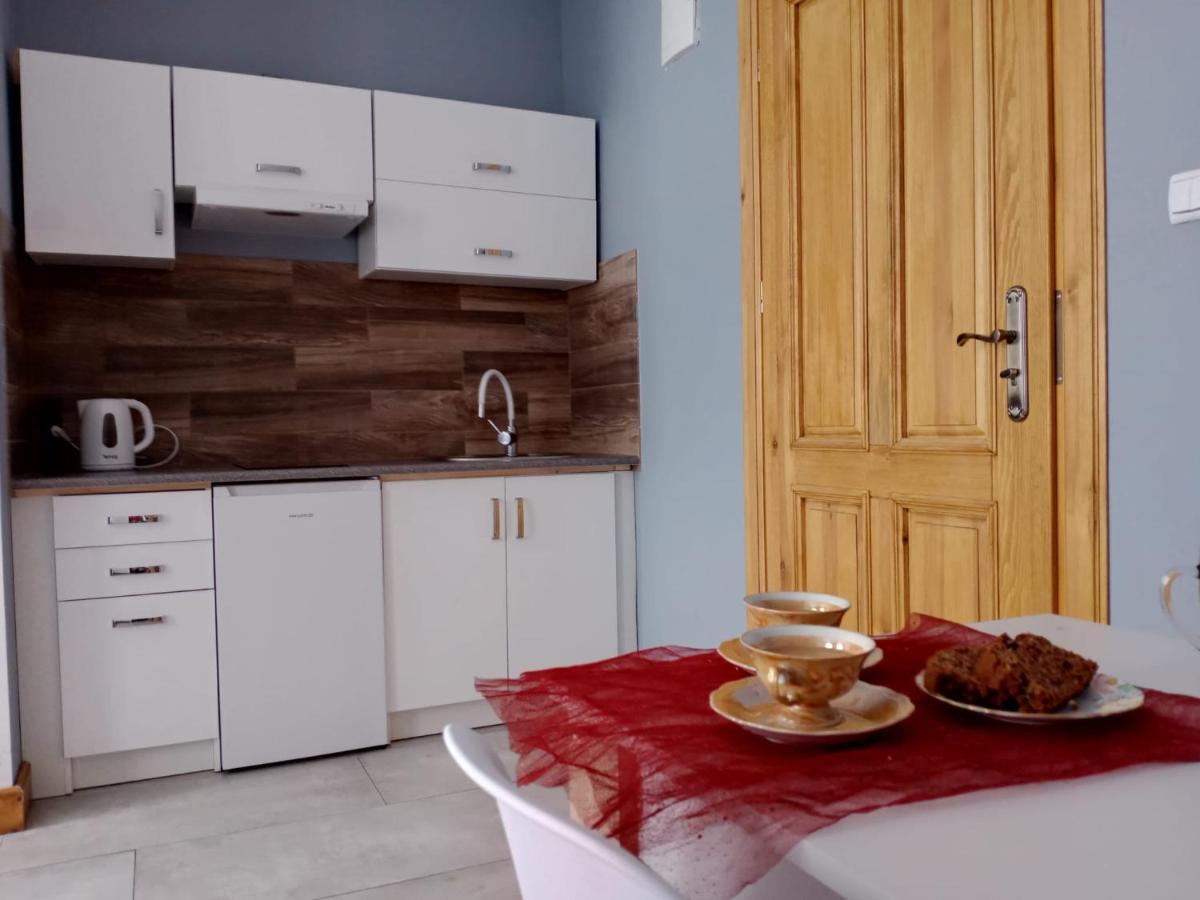 Sunny Bear Bed & Breakfast Jelenia Góra Exterior foto